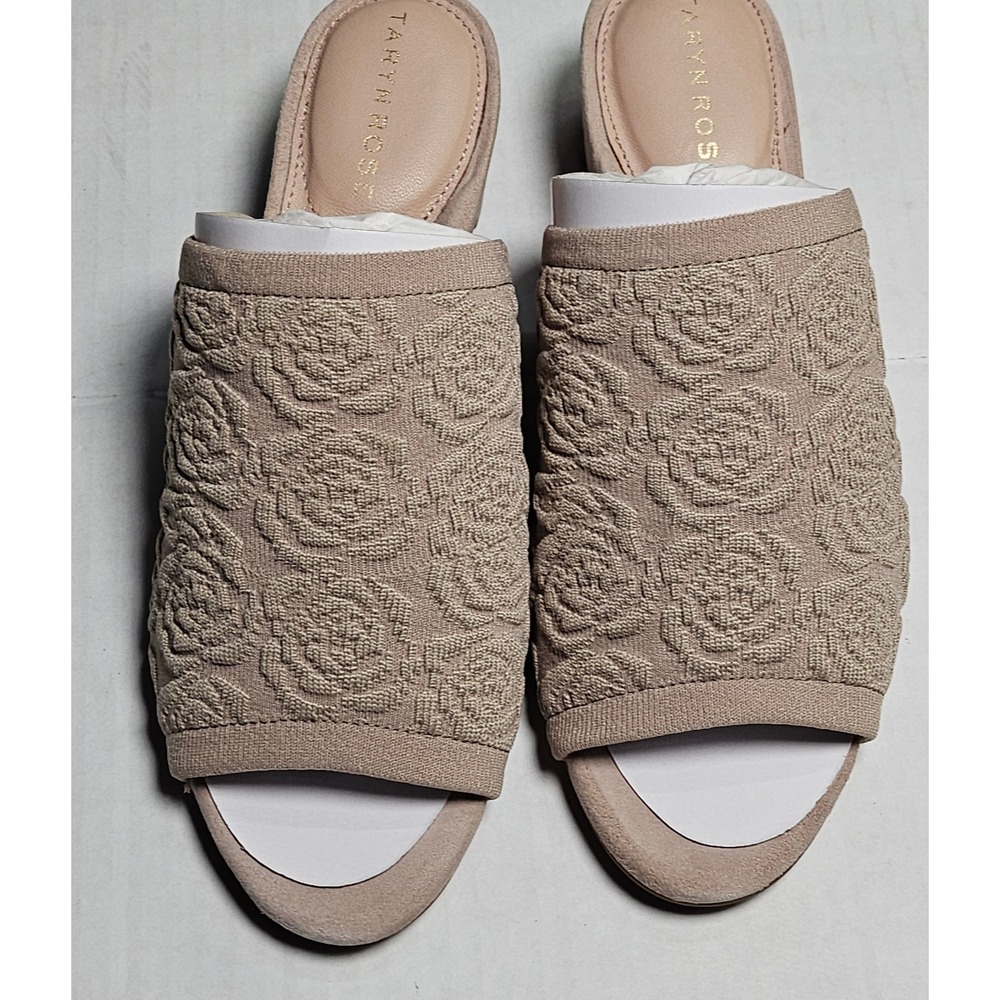 Taryn Rose Nancy Knit Ceramic Beige Floral Textured Slide Mules 34TR0335 5.5M‎